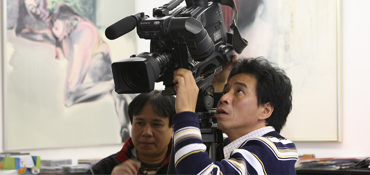 Medailon pro televizi VTV Hanoi